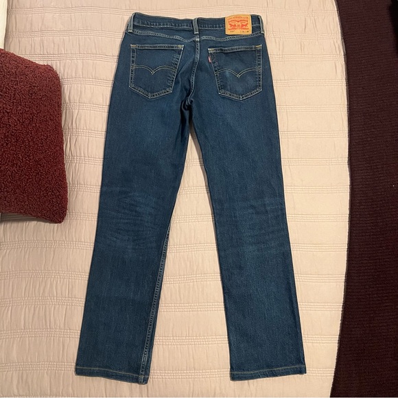 Levi's Men's 514 Straight Fit Dark Blue Jeans - Picture 4 of 7